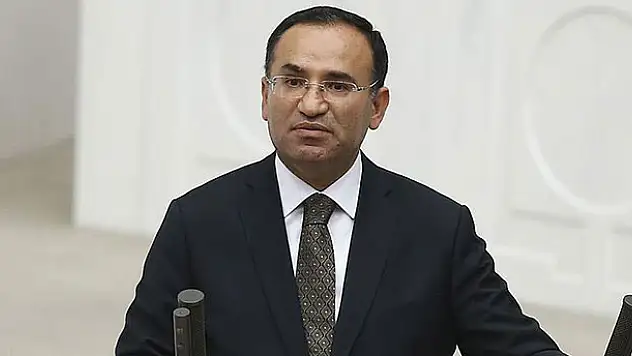 'Yargı ve iktidarın başka bir gücün elinde olması en büyük tehlike'