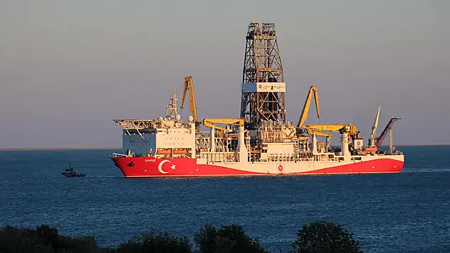 'Yavuz' Karadeniz görevi için yola çıktı
