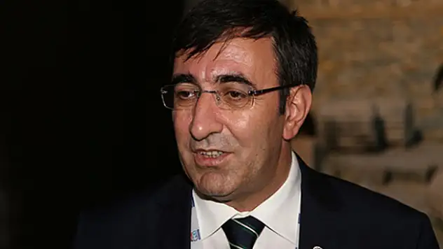 ''Yeni Anayasa İçin Uzlaşmaya İhtiyaç Var''