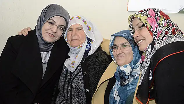 'Yeni anayasa ile kara delikler kapanacak'