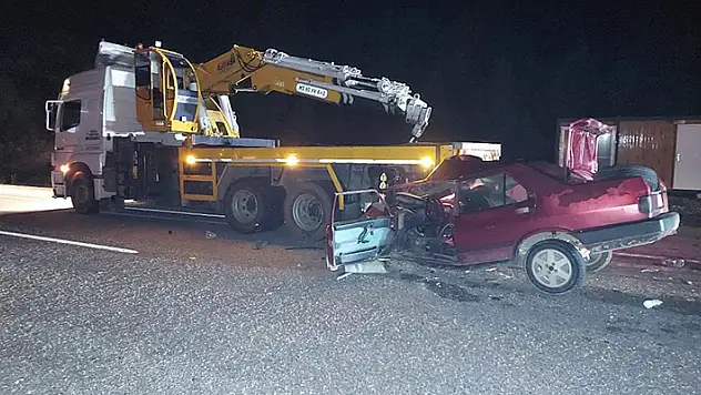 Yeni Antalya-Konya kara yolunda park halindeki araçlara çarpıp ağır yaralanan sürücü, 2,50 promil alkollü çıktı
