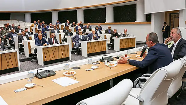 'Yol haritamızı muhtarlarımızla birlikte belirleyeceğiz'