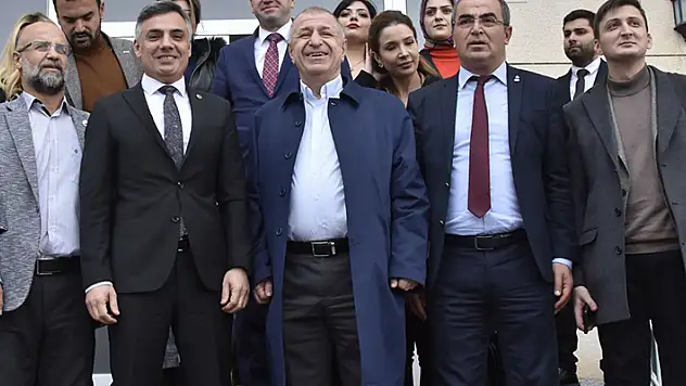  Zafer Partisi Genel Başkanı Ümit Özdağ, Konya'da ziyaretlerde bulundu
