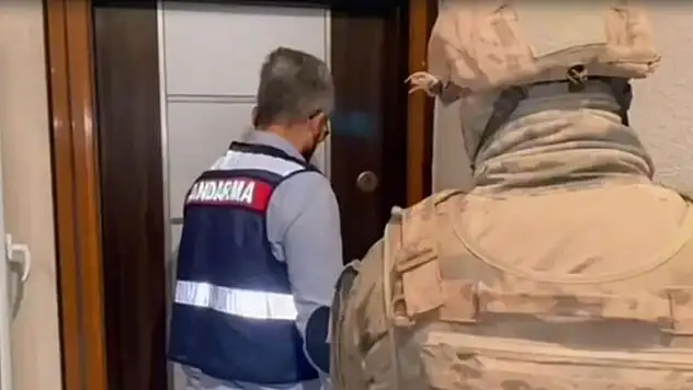  Zehir tacirlerine bir operasyon daha! 208 gözaltı var