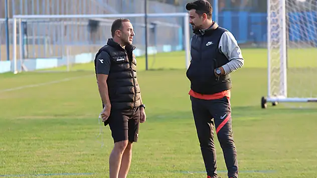 1.Lig'de yaprak dökümü