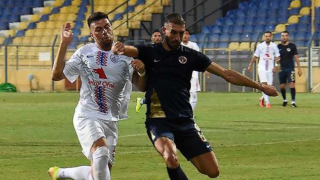 1. Lig'de İzmir derbisi heyecanı
