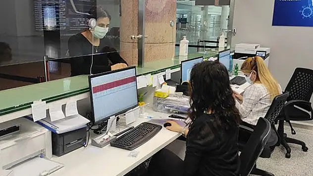 1 Mart'ta sona erecekti! PCR testi zorunluluğu devam edecek