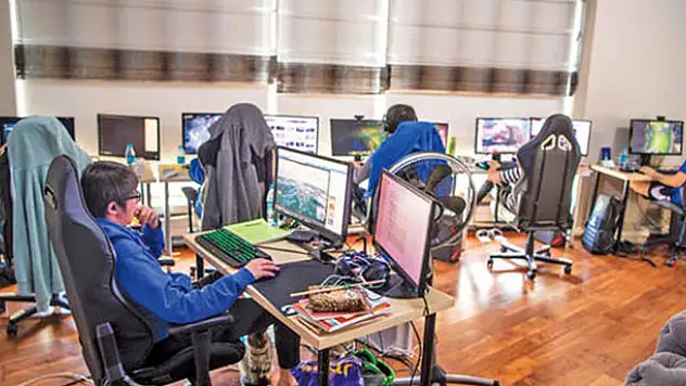 10 biner lira maaş alıyorlar... Üstelik SGK'ları da yatıyor! E-Sporcuların gizli dünyası