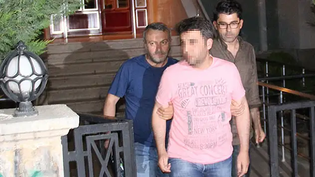 10 gün önce beraat eden eski yüzbaşı gaybubet evinde yakalandı