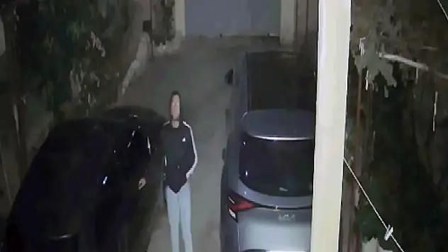10 günde 6 motosiklet çalan şüpheliyi, güvenlik kameralarından tespit edildi

