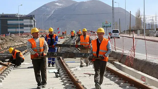 10 soruda 'taşeron işçiler'