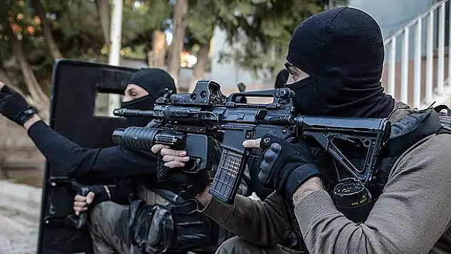 10 terörist daha öldürüldü!