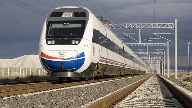 10 yüksek hızlı tren daha 2020'de raylarda olacak