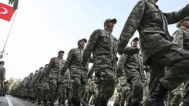 100 bin asker erken terhis olacak… Resmi Gazete'de yayımlandı