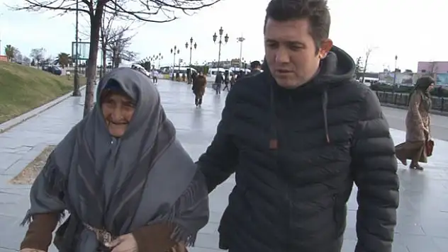 102 Yaşındaki Dilenci 80 Yıldır Dileniyor