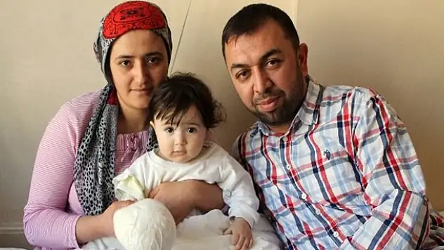11 Aylık Bebeğin Kopan Parmağı Yerine Dikildi