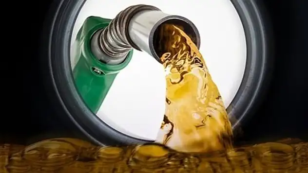 11 Haziran 2022'de benzine 2 lira 18 kuruş, LPG'ye 54 kuruş zam geliyor
