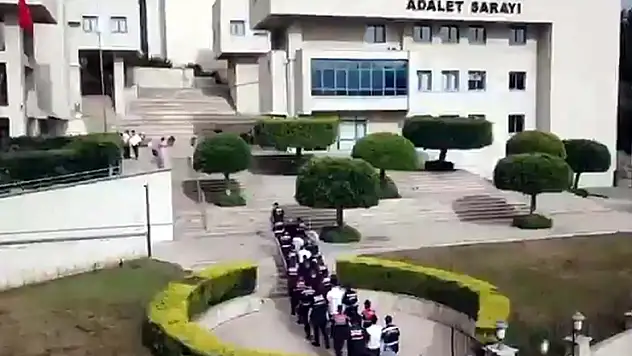 11 ilde suç örgütü operasyonu: 90 gözaltı