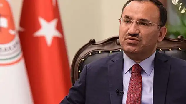 110 bin 778 kişi ihraç edildi