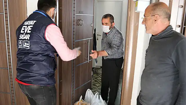 112 hattı virüs mücadelesinde Meramlıların yanında