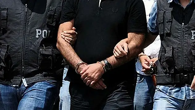 12 ayrı suçtan aranan, 18 yıl 9 ay hapis cezası bulunan şahıs Konya'da yakalandı