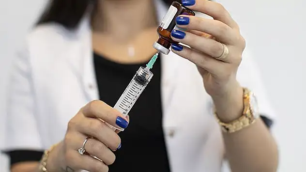 12 bin sözleşmeli sağlık personeli ilanı Resmi Gazete'de