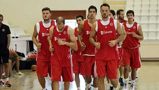 12 Dev Adam Avrupa mesaisine başladı