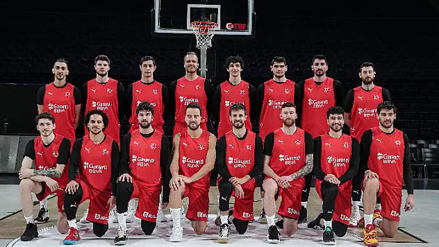 12 Dev Adam, Yunanistan virajında 