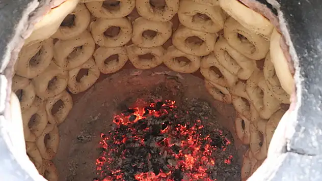 12 saatte pişiyor, 6 ay taze kalıyor