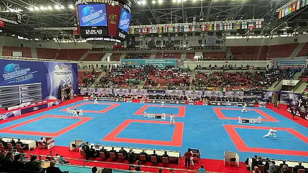 12. Ümit, Genç, 21 Yaş Altı Dünya Karate Şampiyonası, Konya'da başladı
