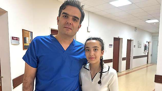 12 yaşındaki Azra, Selçuk Tıp'ta sağlığına kavuştu
