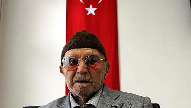 13 yaşındayken Atatürk'ü gördü, o günleri unutamıyor

