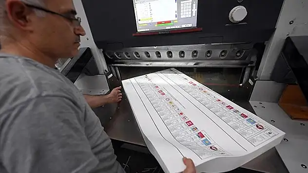 14 Mayıs seçimlerinin oy pusulalarının basımı tamamlandı
