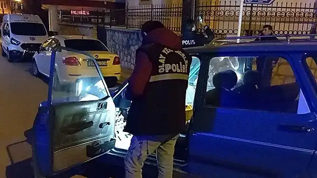 14 yaşındaki otomobil hırsızı kaza yapınca yakayı ele verdi
