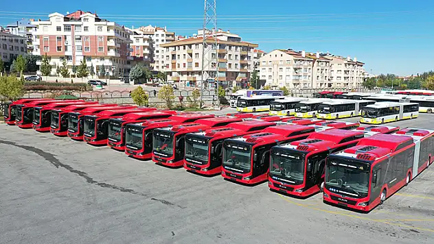 15 otobüs daha geldi! Konya'da 96 yeni otobüs  toplu ulaşımda hizmete sunuldu