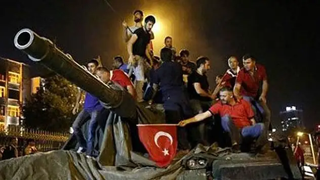 15 Temmuz artık resmen tatil!