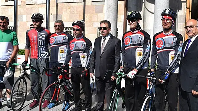 15 Temmuz şehitleri için Konya'dan İstanbul'a kadar pedal çevirecekler