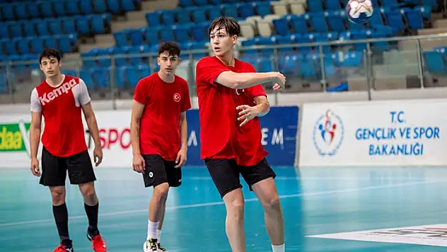 16 Yaş Milliler'in kadrosu açıklandı!