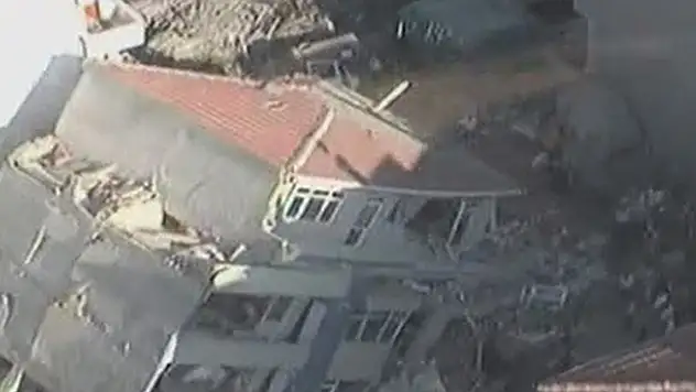 17 Ağustos gecesi polis ekiplerinin telsiz konuşmaları felaketin boyutunu gözler önüne seriyor