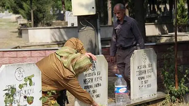 17 Ağustos şehitleri gözyaşlarıyla anıldı