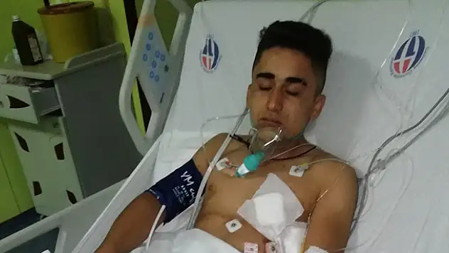 17 yaşındaki genç sorulan adresi bilmediği için kalbinden bıçaklandı