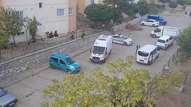 17 yaşındaki genç, tartıştığı babasını bıçakla öldürdü
