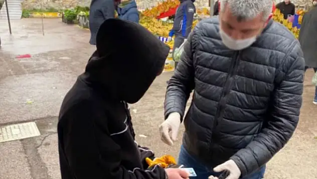 18-20 yaş arası gençlerle ilgili yeni sokağa çıkma yasağı genelgesi! Çıkabilecekler...