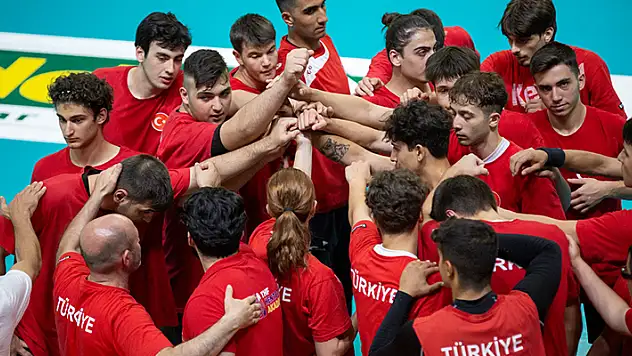 18 Yaş Hentbol Milliler Letonya'ya hazırlanıyor