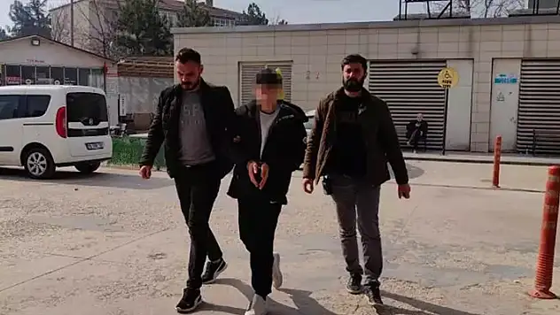 18 yaşındaki gençten 3.5 milyonluk vurgun
