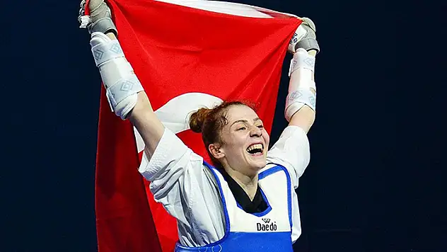19. Akdeniz Oyunları'nda milli tekvandoculardan 2 altın, 1 gümüş madalya
