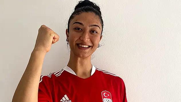 19. Akdeniz Oyunları'nda milli tekvandocu Nafia Kuş altın madalya kazandı
