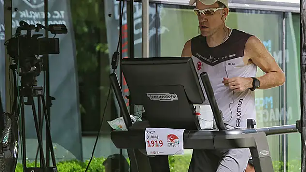 19 Mayıs Koşusu'na 1800 sporcu katıldı!