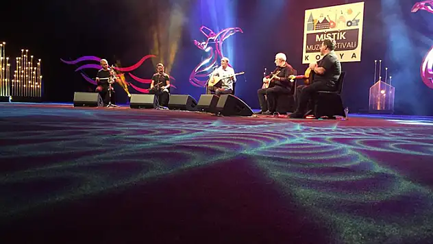 '19. Uluslararası Konya Mistik Müzik Festivali' sekizinci gününde sürdü
