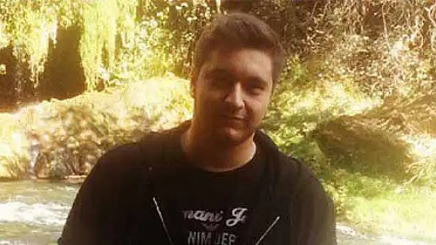19 yaşında para basıyor
